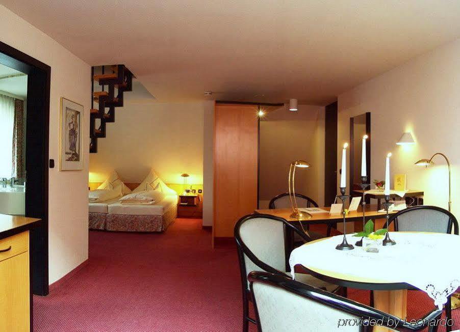 נוימרקט אין דר אוברפפלץ Hotel Lehmeier חדר תמונה