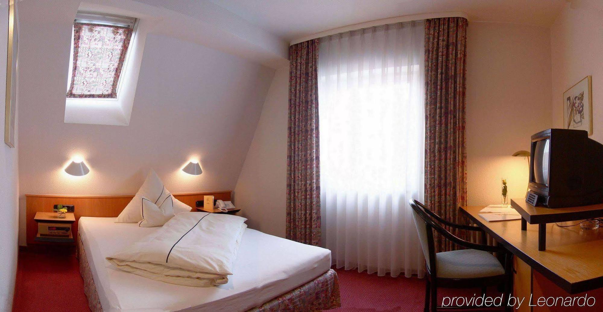 נוימרקט אין דר אוברפפלץ Hotel Lehmeier חדר תמונה