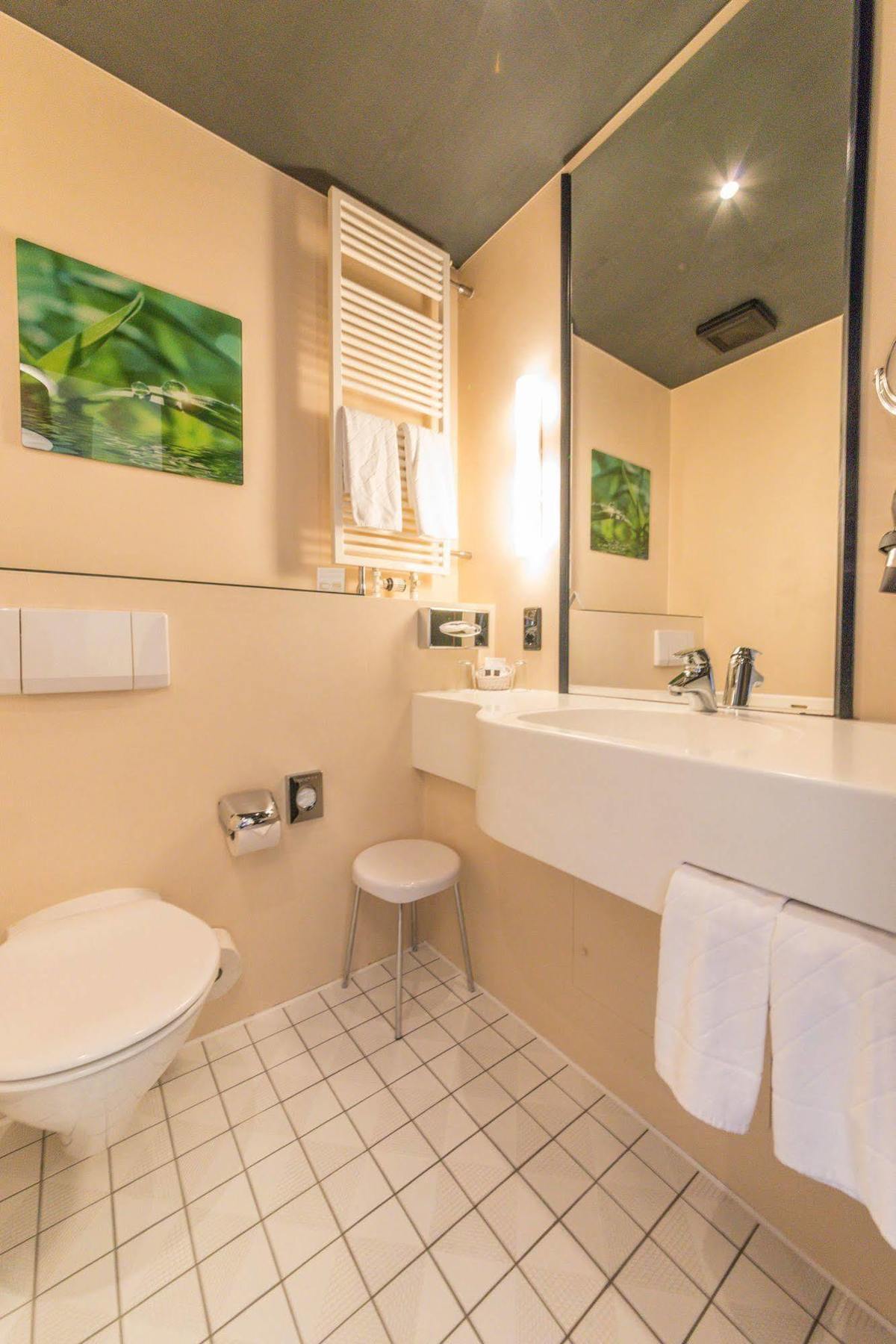 נוימרקט אין דר אוברפפלץ Hotel Lehmeier מראה חיצוני תמונה