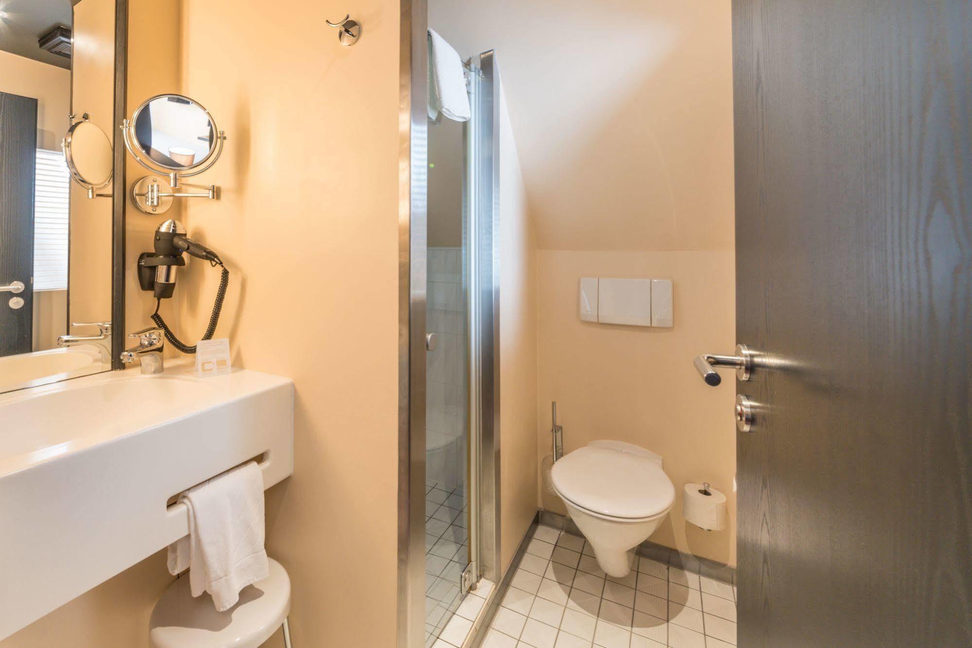 נוימרקט אין דר אוברפפלץ Hotel Lehmeier מראה חיצוני תמונה